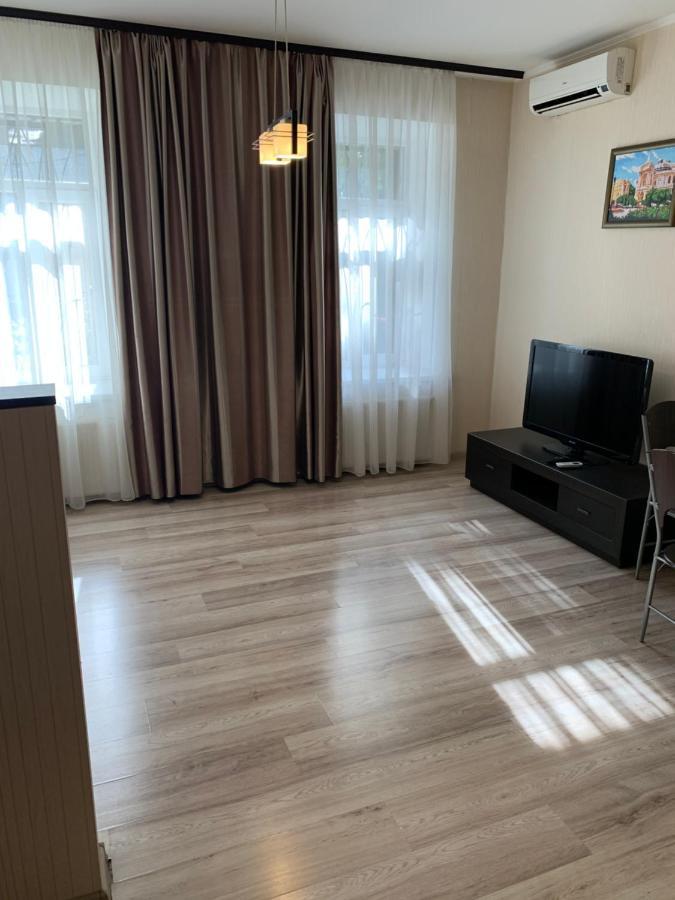 Excellent Apartment In The Center Of Odessa Eksteriør bilde